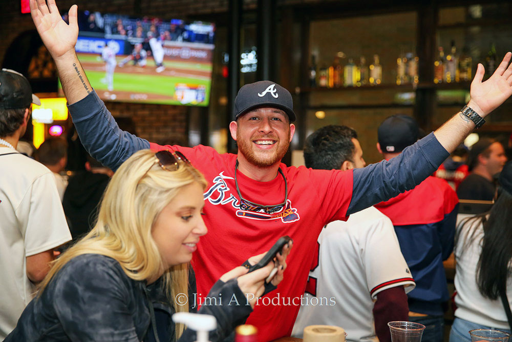 Excited Fan Roots on Team