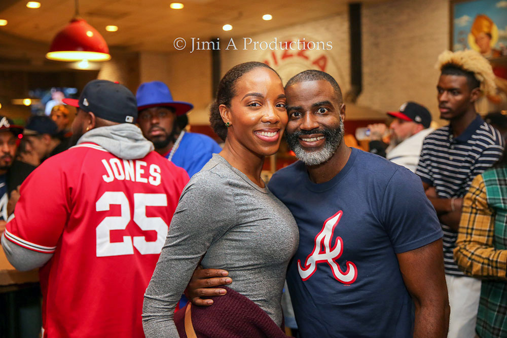 Couple Rooting on Braves During World Series