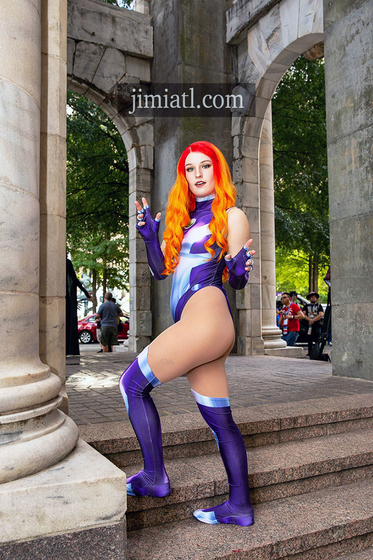 Starfire Powers at Dragon Con