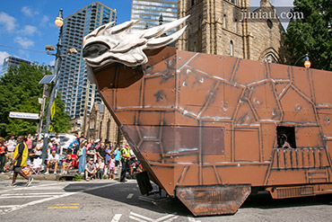 Dragon Con Parade Ship